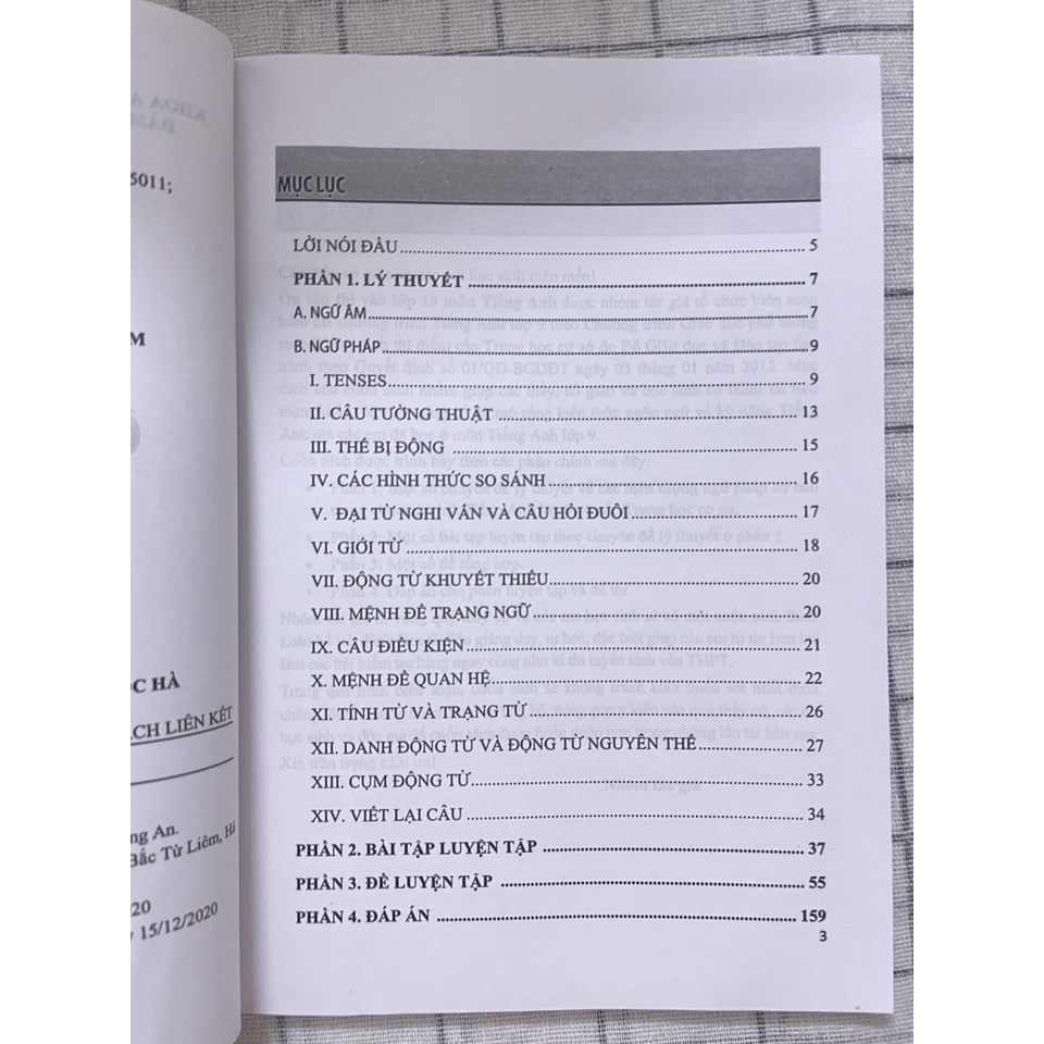Sách Ôn tập thi vào lớp 10 môn Tiếng Anh