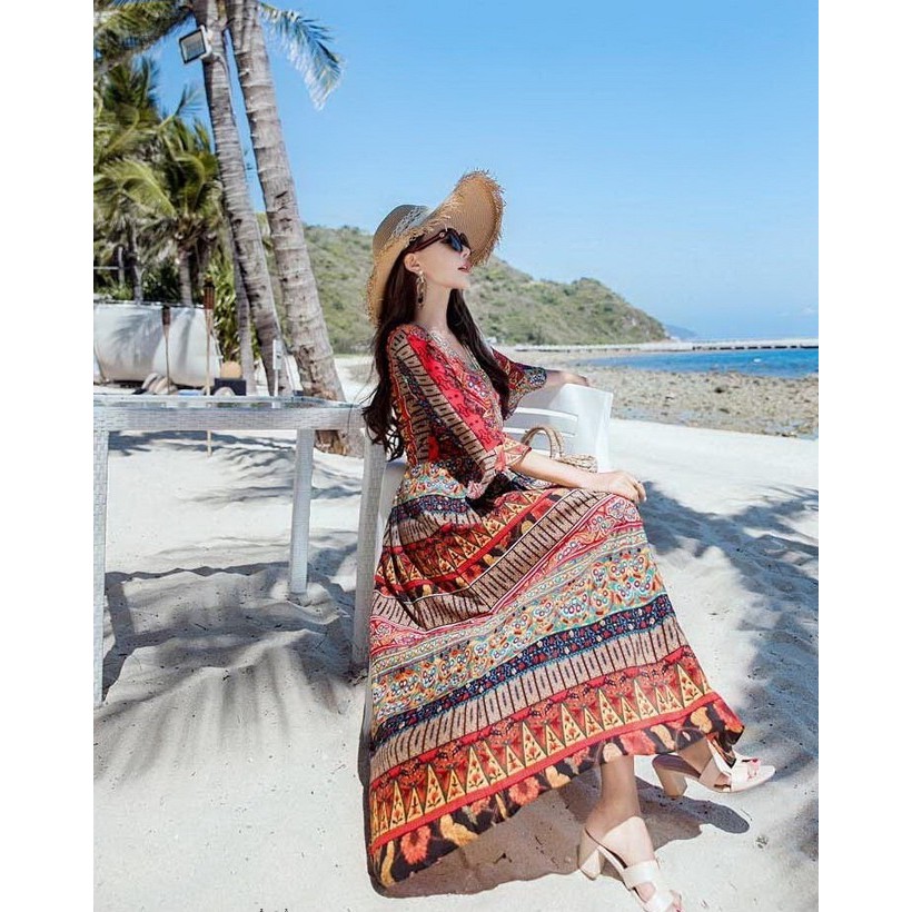 Đầm maxi thổ cẩm tay lỡ đi biển
