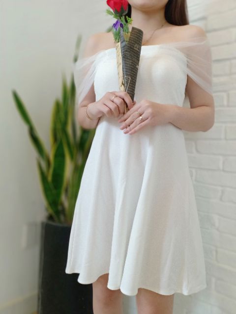 Đầm trễ vai tay lưới đầm xòe Kiko Dress đơn giản mà đẹp tinh tế