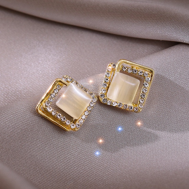 Hoa tai bạc s925 hình vuông đan đính đá nhỏ gọn không gây dị ứng da thời trang Hàn Quốc Lémi ccessories