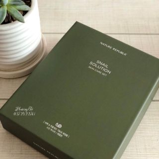 Set dưỡng da Snail Solution
