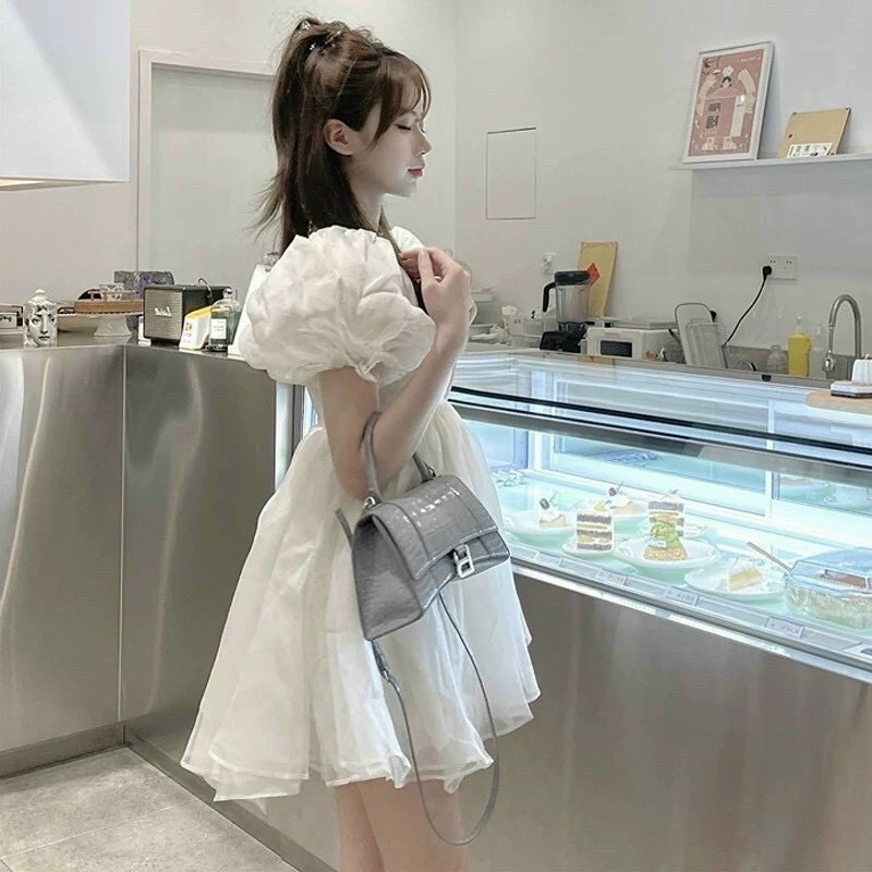 Về thêm đầm 4 lớp nhen khách. Chất phồng đẹp