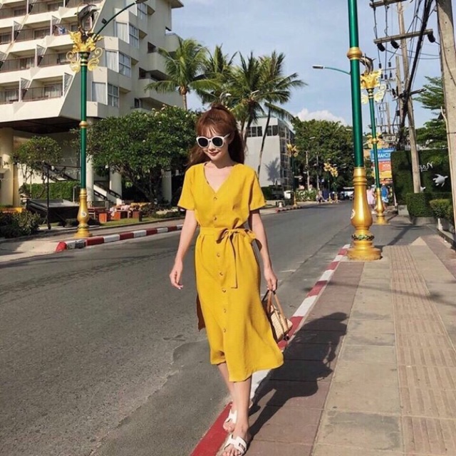 Váy thắt nơ xuông
