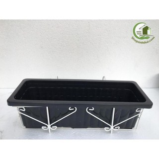 Bộ chậu nhựa trồng rau và kệ treo ban công màu đen 64cm x  22 cm