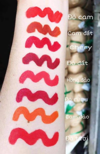 Son black đỏ habd made | BigBuy360 - bigbuy360.vn