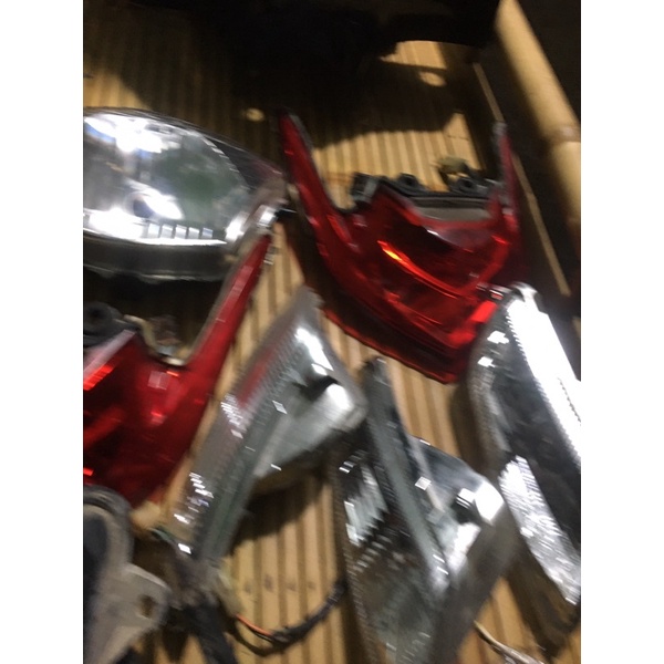 Đèn hậu xe novo lx