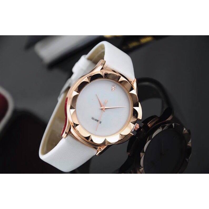 Đồng hồ thời trang nữ Viser VS04 viền hoa cực đẹp mặt to cá tính | BigBuy360 - bigbuy360.vn