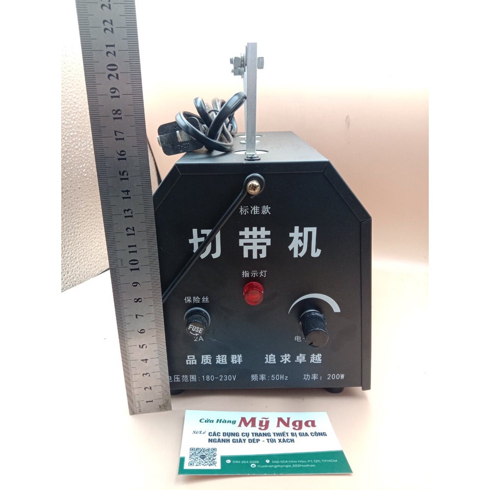 Máy cắt dây đai màu đen