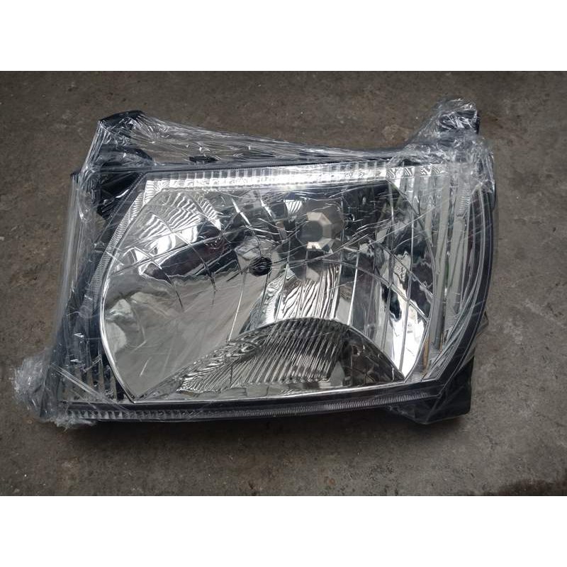 Đèn pha Zace đời từ 2002 đến 2005 -tặng vòng xoay hương hoa