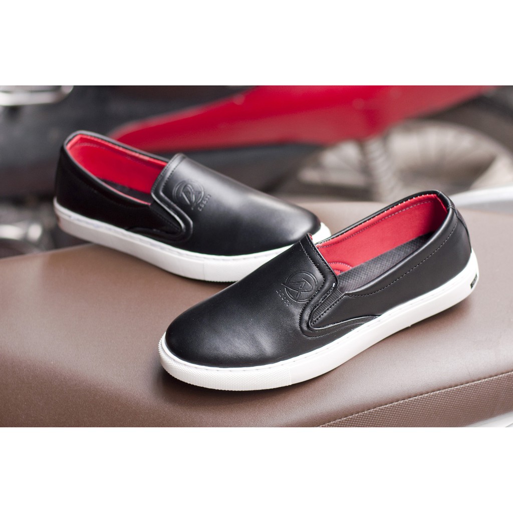 Giày Slip On Nam Aroti Đế Khâu Chắc Chắn Phong Cách Đơn Giản Màu Đen - Trắng - M498 | BigBuy360 - bigbuy360.vn