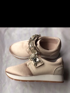 Giầy sneaker zara auth size 37