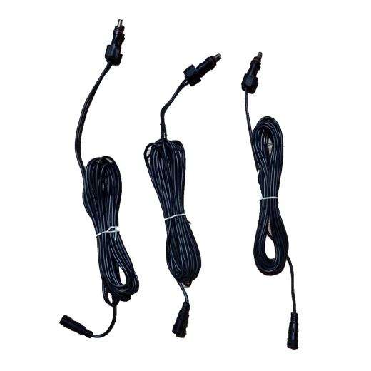 DÂY NỐI NGUỒN ĐIỆN KÉO DÀI TỪ TẤM PIN ĐẾN QUẠT ĐIỆN NĂNG LƯỢNG MẶT TRỜI