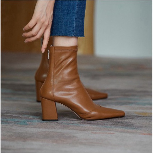 Boots da trơn ôm cổ chân đế 7 cm sang chảnh G019