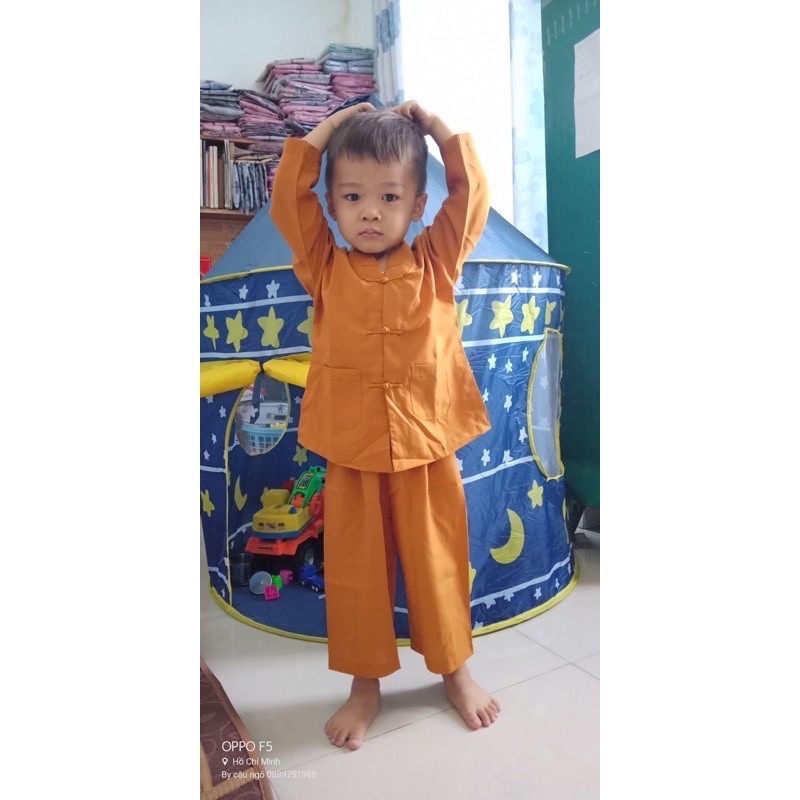 Mẩu đi chùa LA HÁN Em BÉ