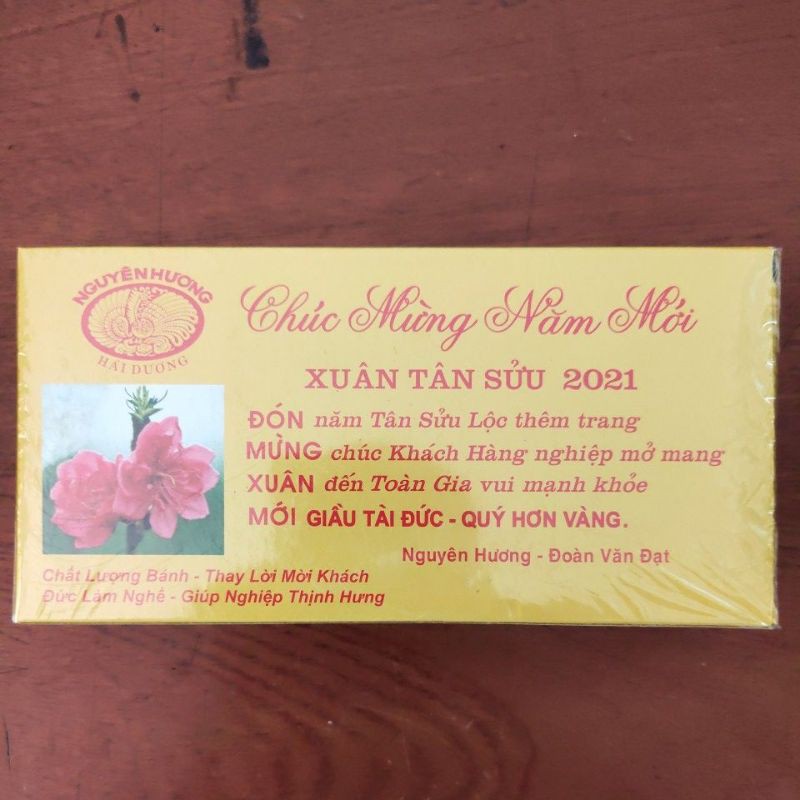 Bánh đậu xanh Nguyên Hương 320g - date luôn mới