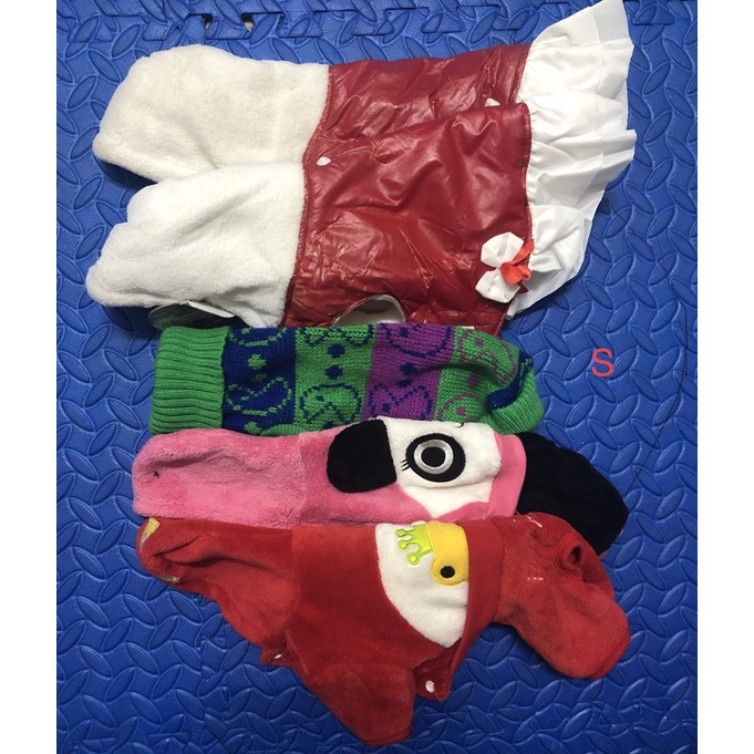 Áo nỉ, phao chó mèo zs S ngực 30, dài lưng 18, khoảng 2-3kg