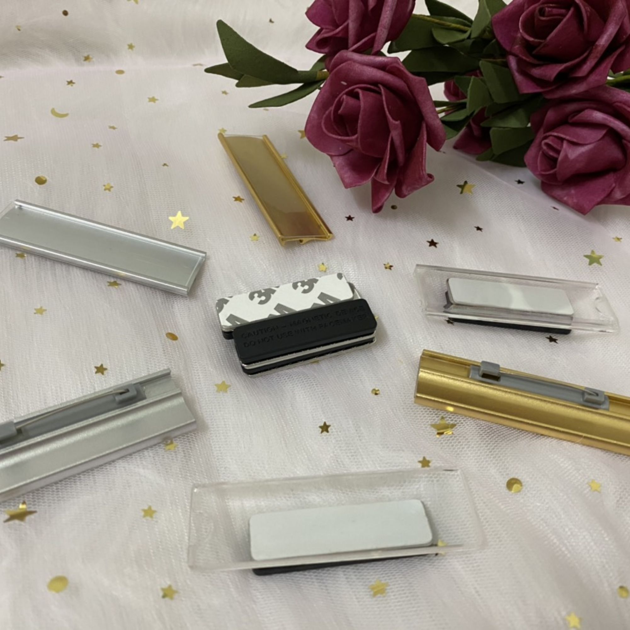 Vật Tư Thẻ Tên