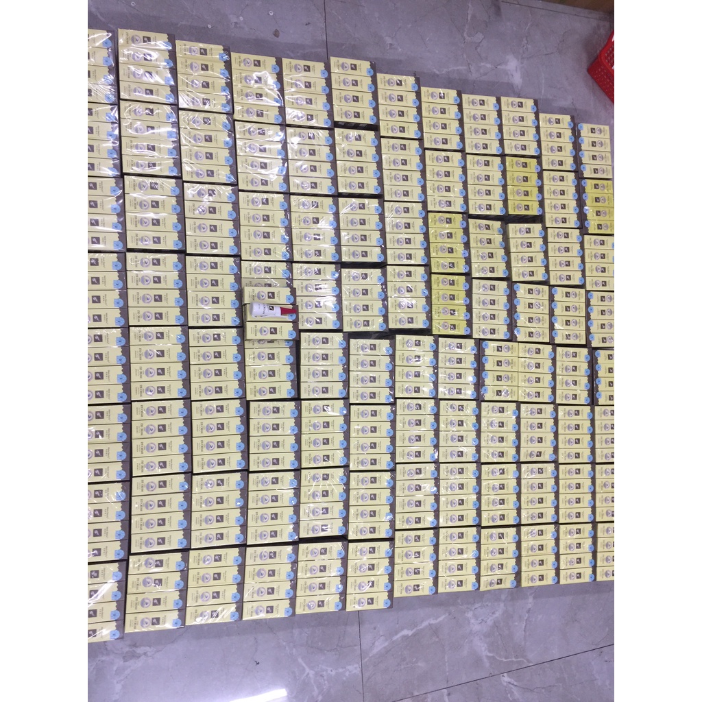 Keo bắt trục đỏ uốn mi Dụng cụ nối mi Huy Hoàng Mi