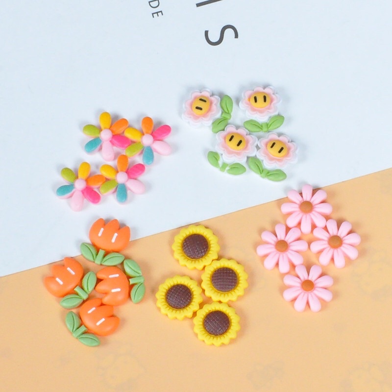 Set 10 Charm Hoa Sắc Màu