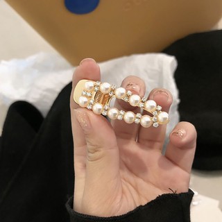 Kẹp tóc ngọc trai phong cách Hàn Quốc