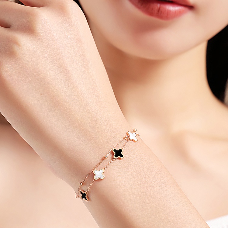 Lắc Tay Bạc Nữ hình Cỏ Bốn Lá Hai Dây - Vòng tay Bạc tự thiết kế của Sterling M.Lady Jewelry