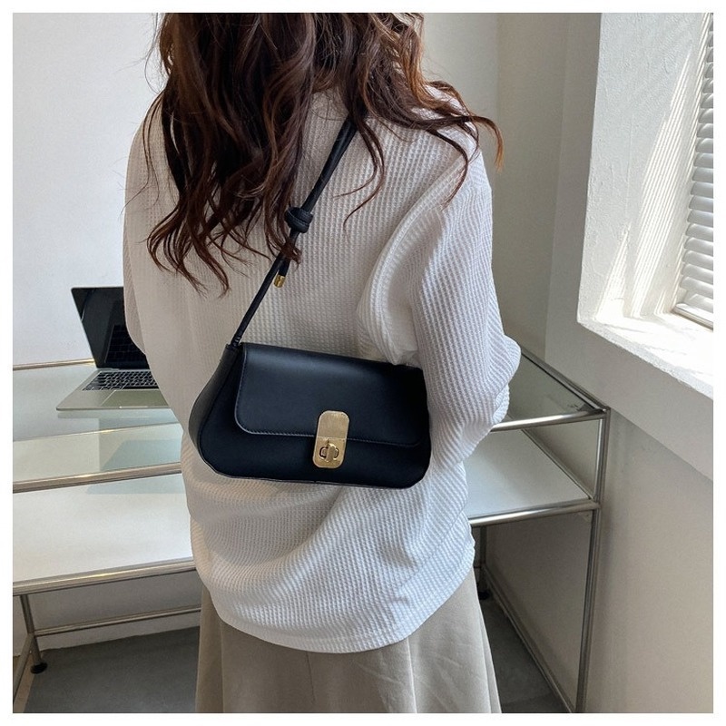 Túi Đeo Chéo Vai Hình Vuông Nhỏ Mẫu Mới 2022 NB00395