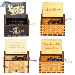 Hộp nhạc bằng gỗ kiểu lên dây cót phong cách vintage