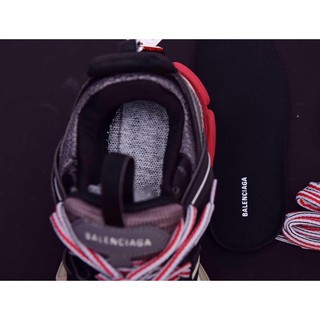 Giày thể thao track 3.0 đen gót đỏ ( ảnh chụp thật tại shop , đủ phụ kiện)