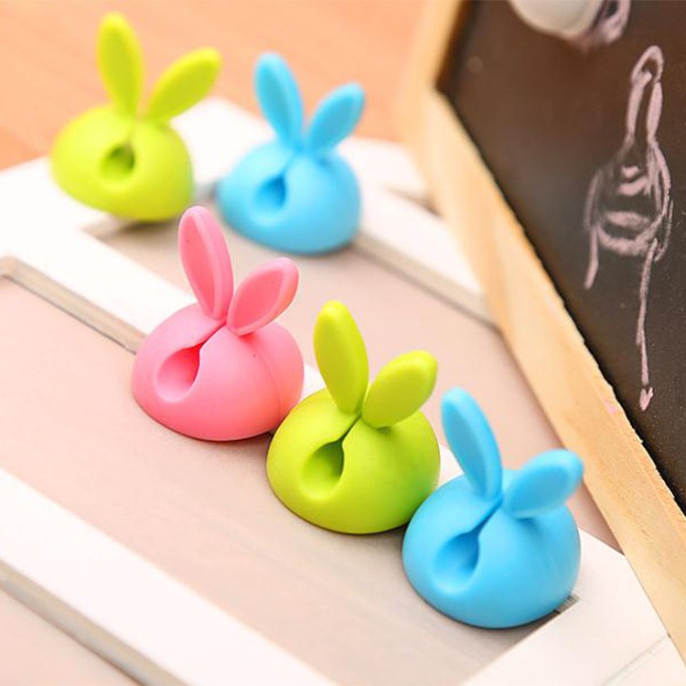 Set 4 dụng cụ giữ dây điện bằng silicone, nút giữ dây sạc hình tai thỏ hỗ trợ sắp xếp gọn gàng