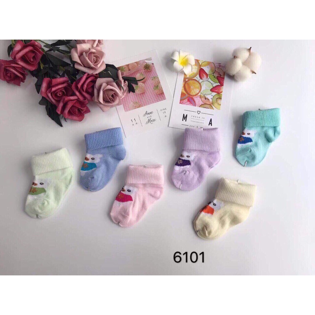 Tất,vớ cho bé sơ sinh 0-3 tháng - Màu giao ngẫu nhiên