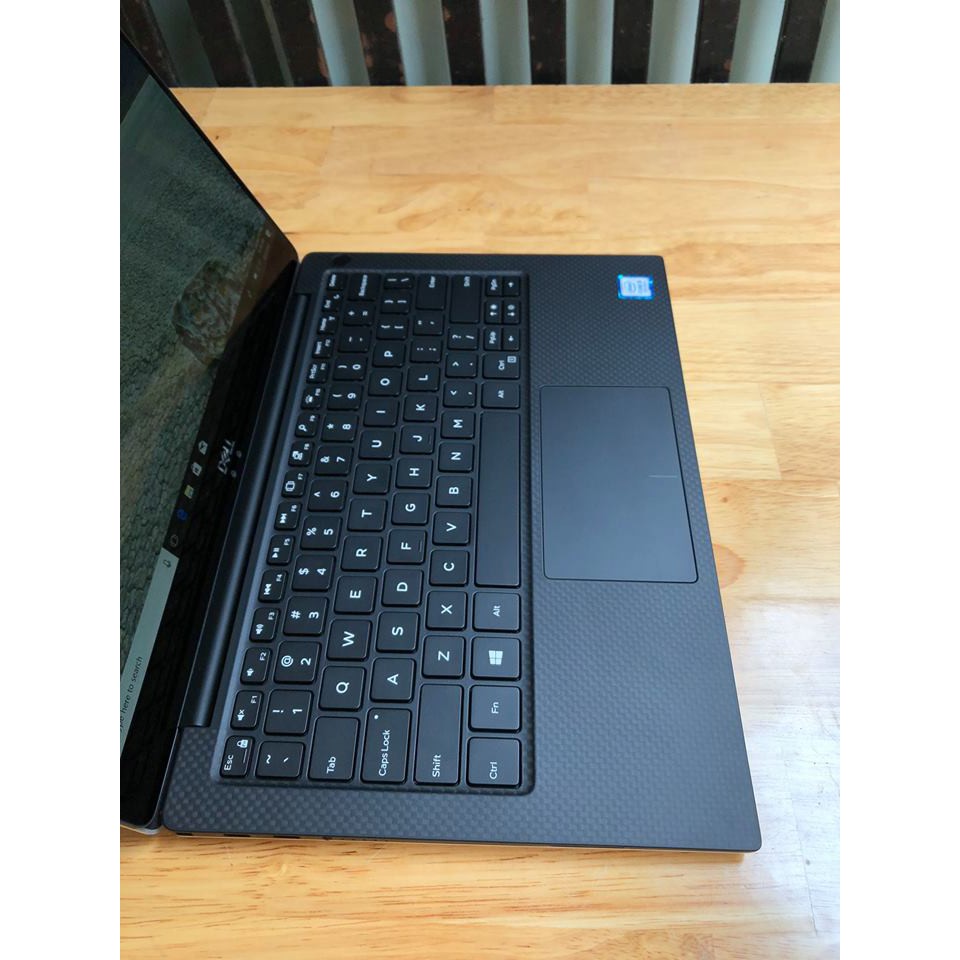 Laptop Dell XPS 9370