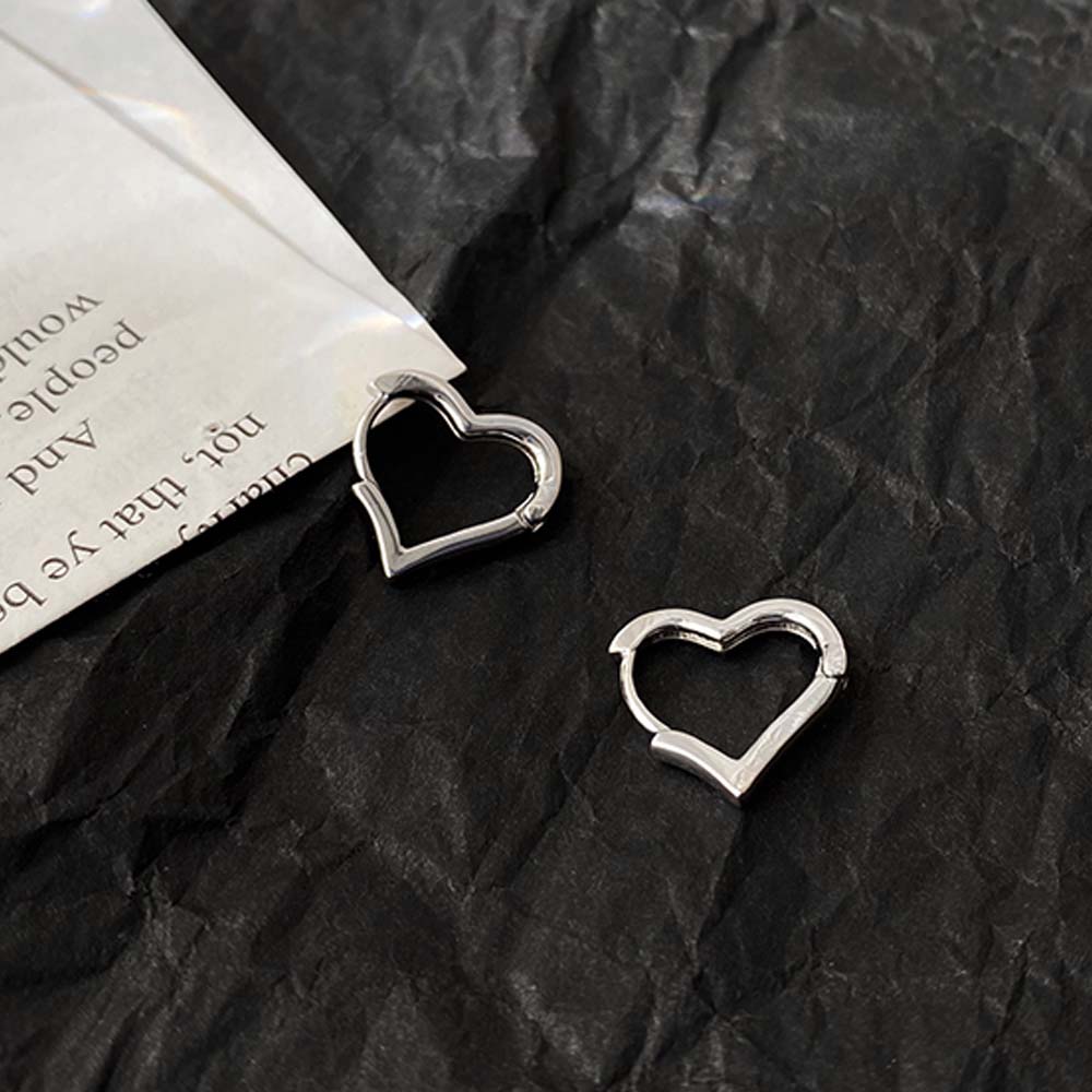 Khuyên Tai Nữ Hình Trái Tim Thời Trang Hàn Quốc