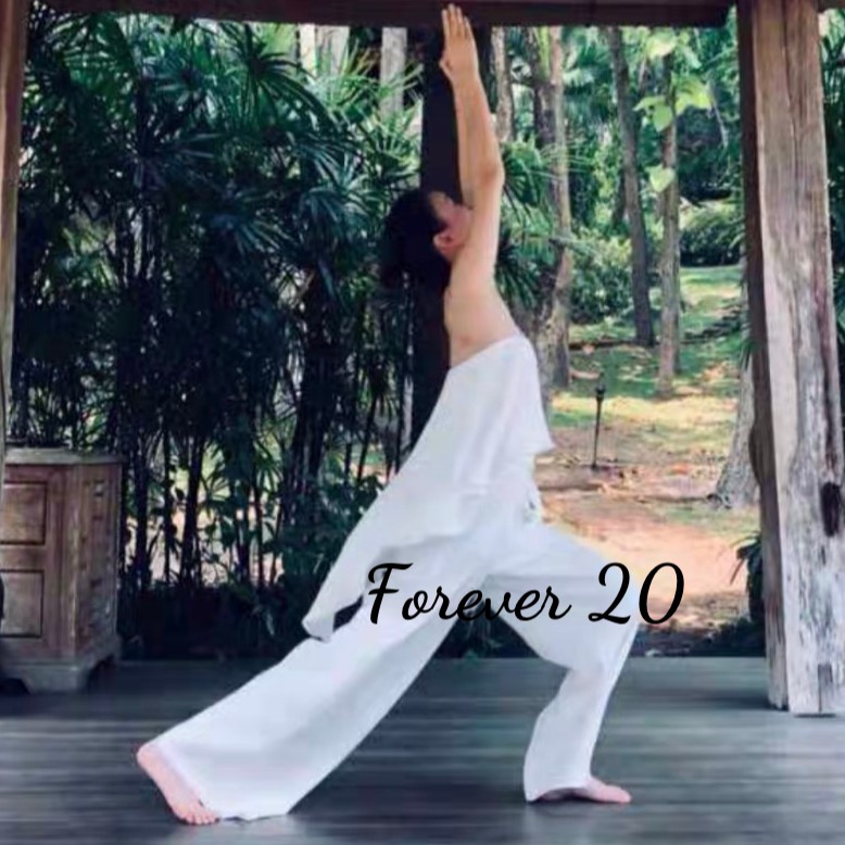Đồ bay nữ, jumpsuit dài, ống rộng, chất lụa trắng ME'S DIARY | BigBuy360 - bigbuy360.vn