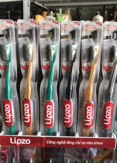 Bàn chải đánh răng Lipzo Ruby Charcoal than hoạt tính