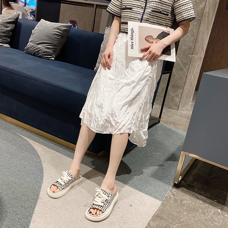 Giày hở mũi, dép sục nữ dây buộc hở mũi đế bánh mì hai màu đen, kẻ caro size 35-39