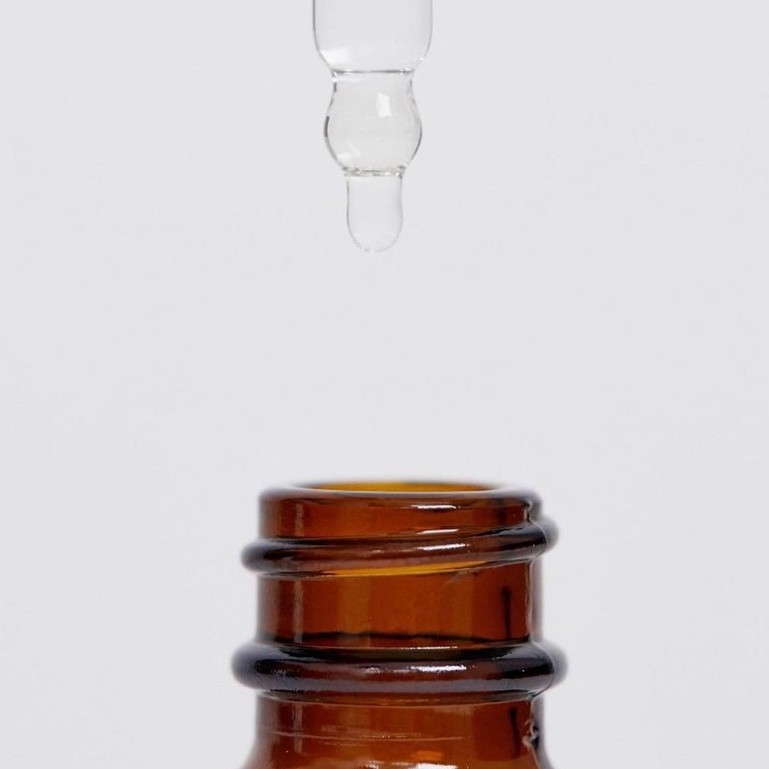 THE ORDINARY Serum 100% Plant-Derived Hemi-Squalane Tinh chất dưỡng ẩm, chống lão hóa 30ml