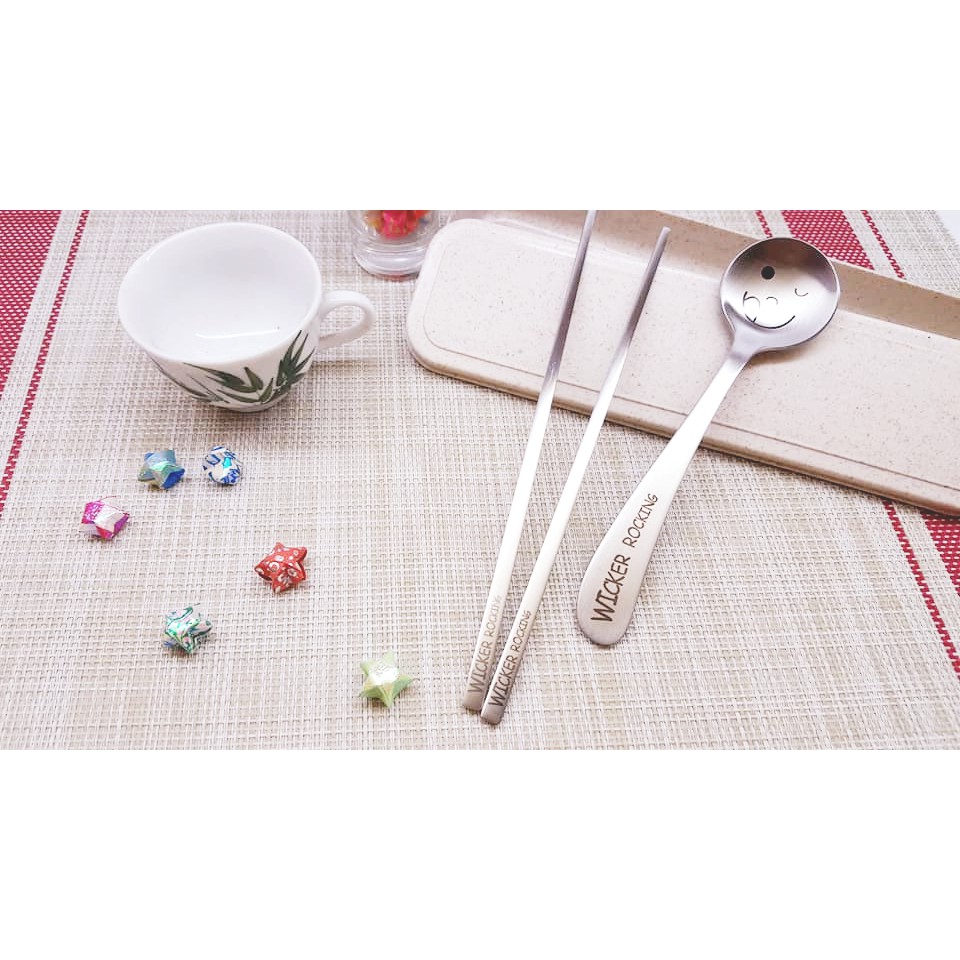 Đồ dùng gia đình bộ thìa đũa cá nhân Inox 304 có in hình mặt cười và chưa lovely