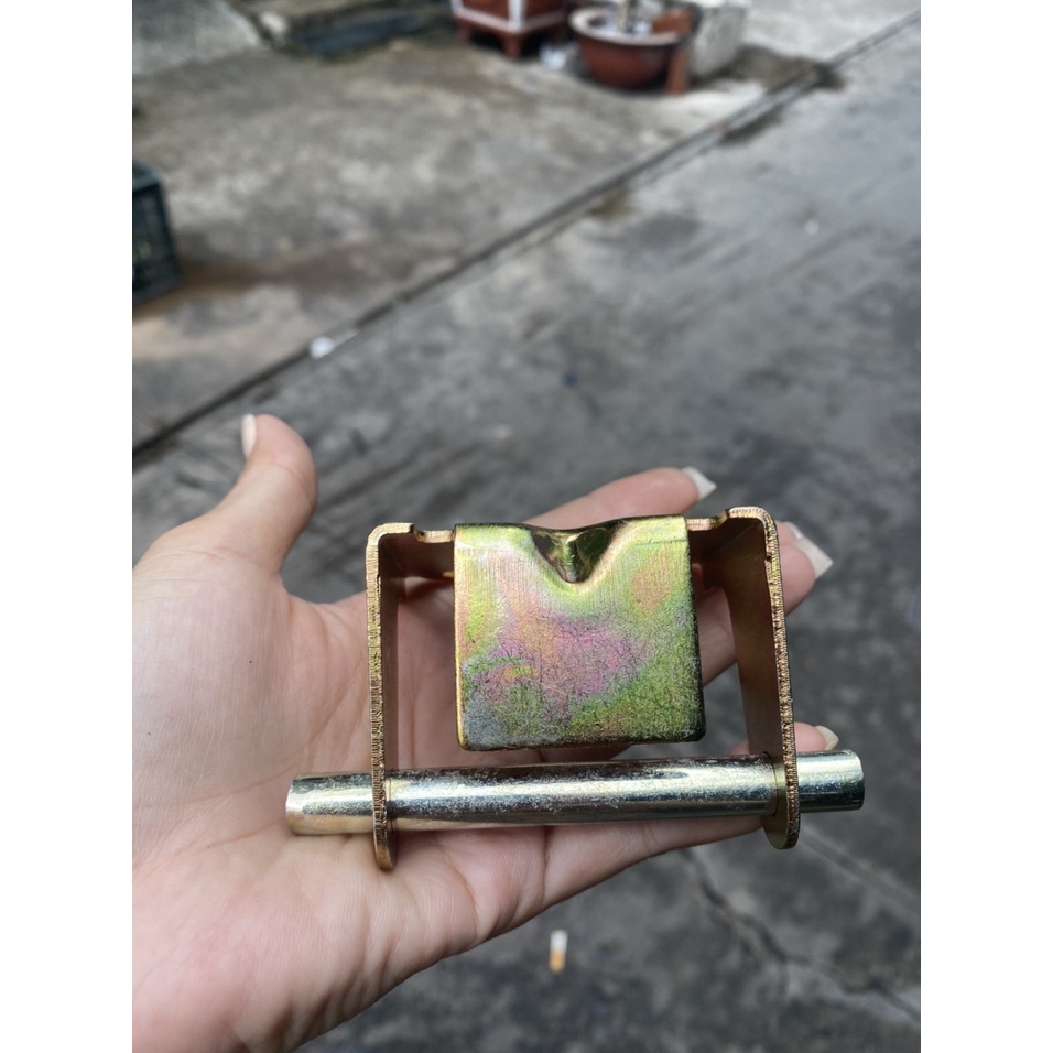 BẢN LỀ - PAS YÊN TRƯỚC SIRIUS