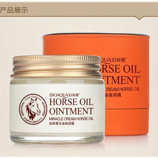 Kem dưỡng dầu ngựa Horse Oil Ointment của Bioaqua Hàng Nội Địa Trung