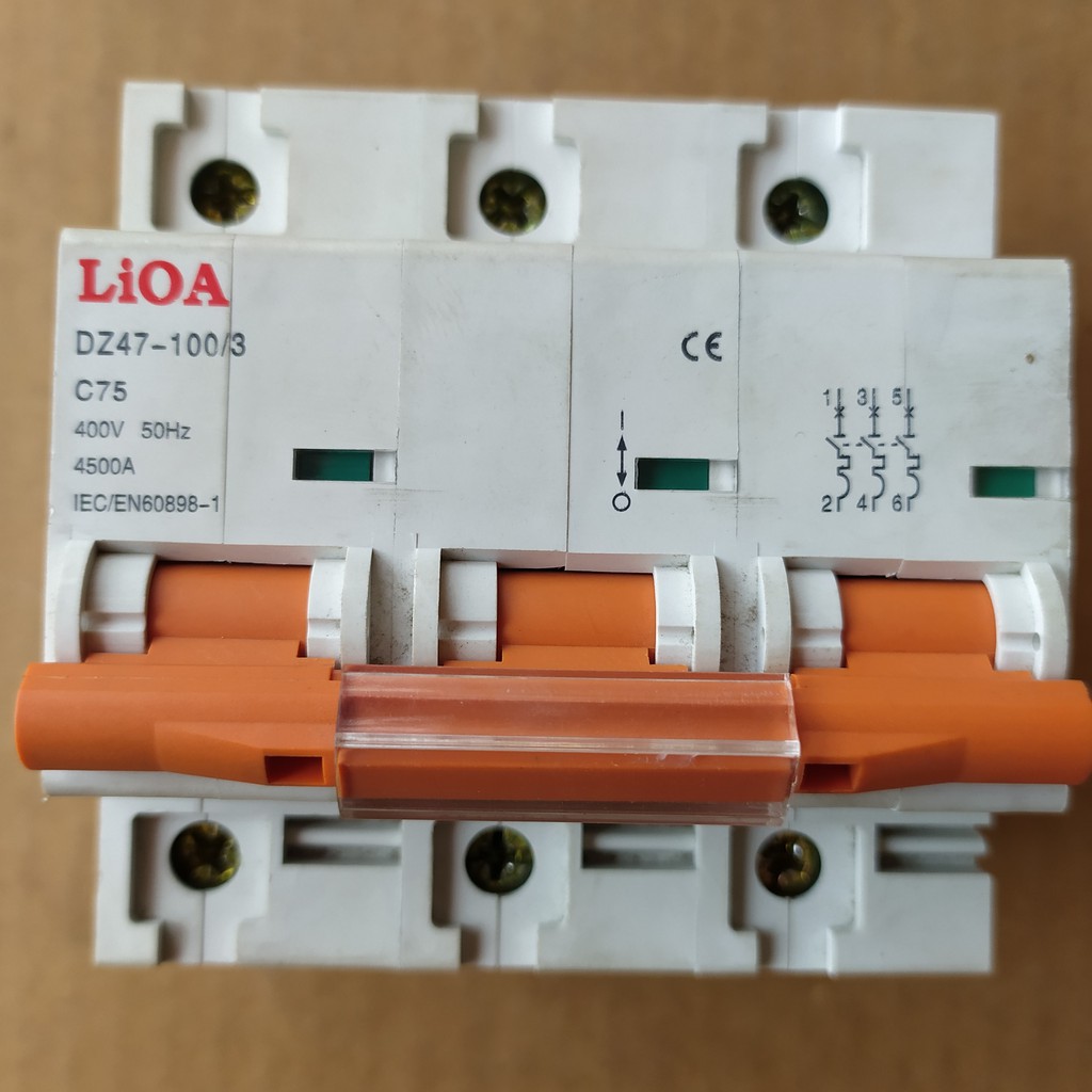 AT TOMAT 3 CỰC LiOA ( ÁT CÀI) TỪ 6A - 100A