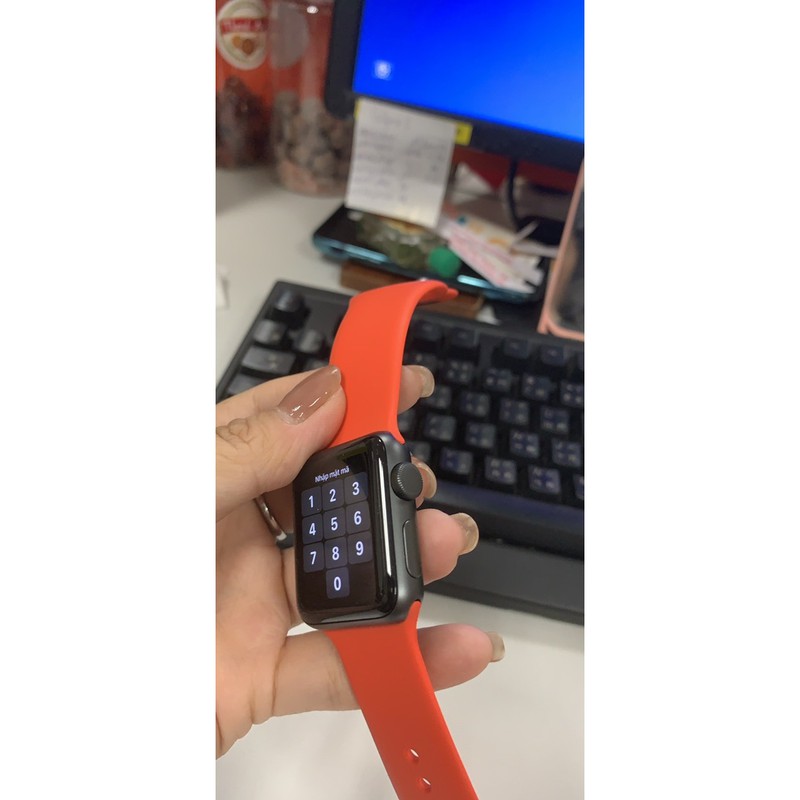 Cần pass lại apple watch seri 3 nhôm size 38 GPS