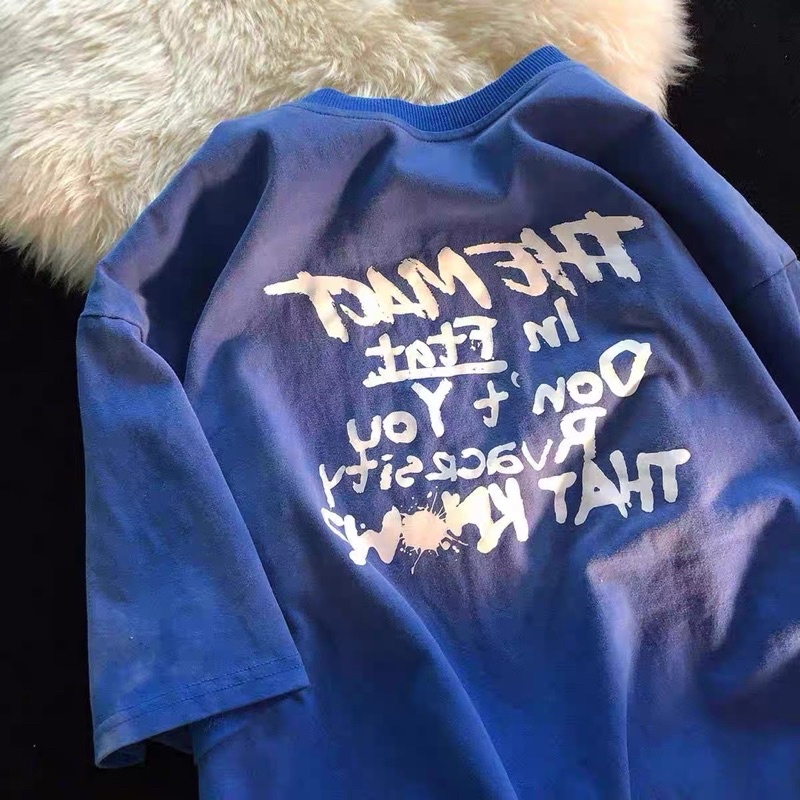 Áo thun form rộng in chữ cá tính