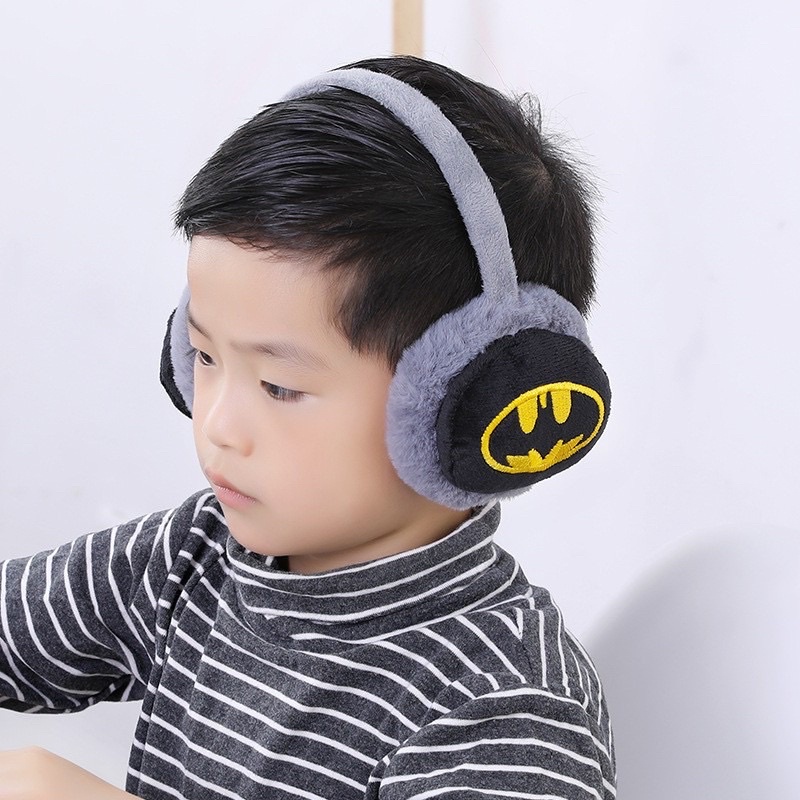 Chụp tai giữ ấm mùa đông cho bé hình Siêu nhân