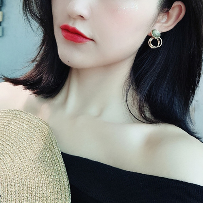 Bông Tai Tròn Đính Đá Pha Lê Jp5 Phong Cách Cổ Điển Cho Nữ