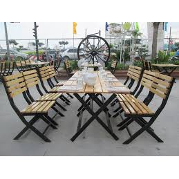 Bàn ghế cafe Sân vườn- bàn ghế gỗ sơn màu