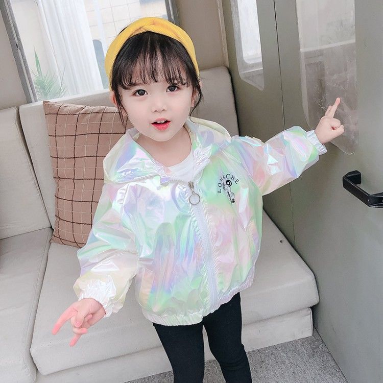 Áo khoác phong cách mùa thu thời trang xinh xắn cho bé gái