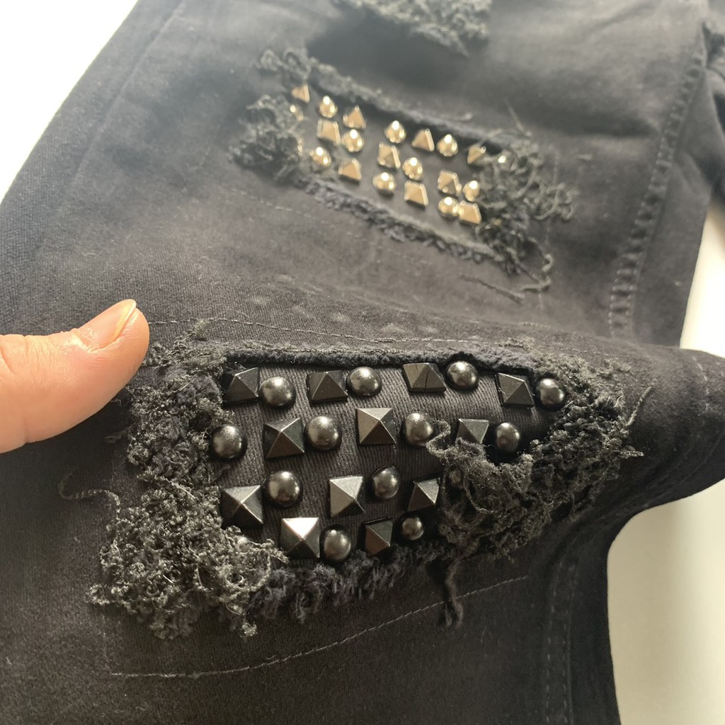 Quần Jean Côn Nam Rách Phối Tag Đá Sắt Đen Bạc Cực Đỉnh