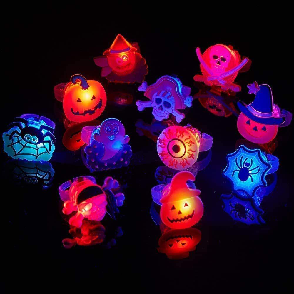 Set 50 Nhẫn Tay TAYLOR1 Có Đèn Phát Sáng Trong Bóng Tối Phong Cách Halloween