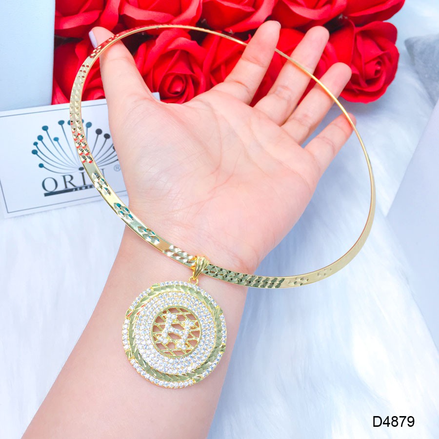 Kiềng cổ nữ, kiềng cổ dạng dẹp mặt chữ tròn bền màu cao cấp Orin D4879