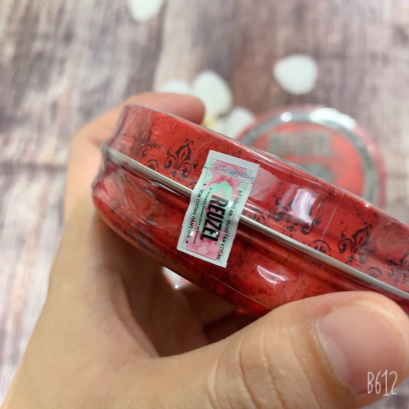 Sáp vuốt tóc gốc nước, giữ nếp vừa, độ bóng cao Reuzel Pomade Red Warter Soluble 35g /113g